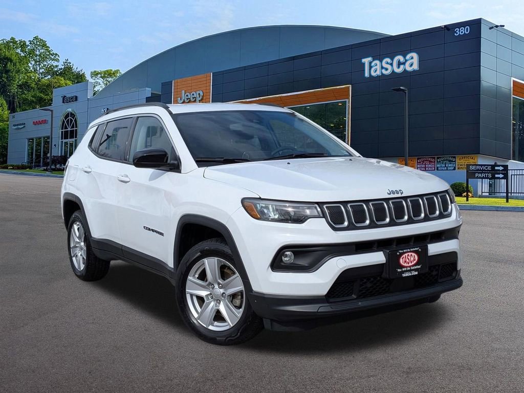 Certified 2022 Jeep Compass Latitude image 1