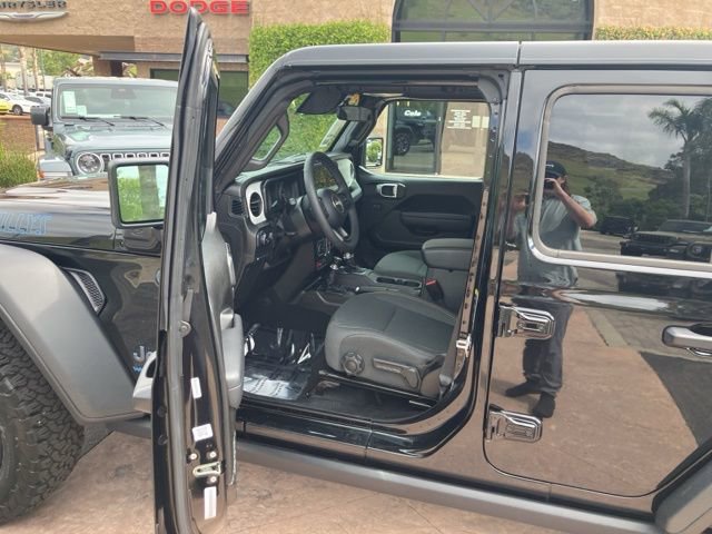 Used 2025 Jeep Wrangler Unlimited Sport S 4xe image 3