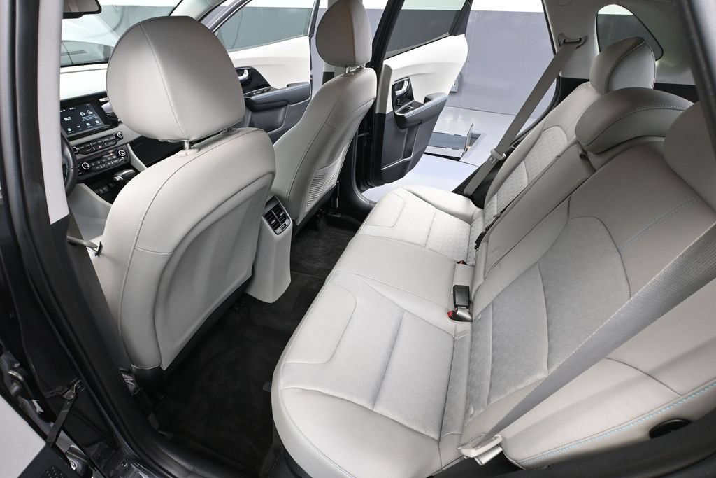Used 2019 Kia Niro EX FWD image 36