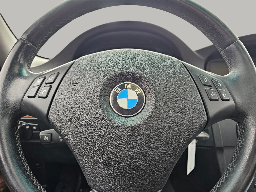 Used 2006 BMW 325xi Sedan AWD/4WD image 3