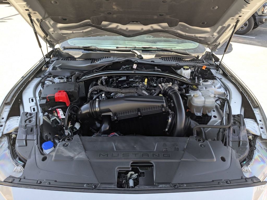 Used 2025 Ford Mustang Premium image 10