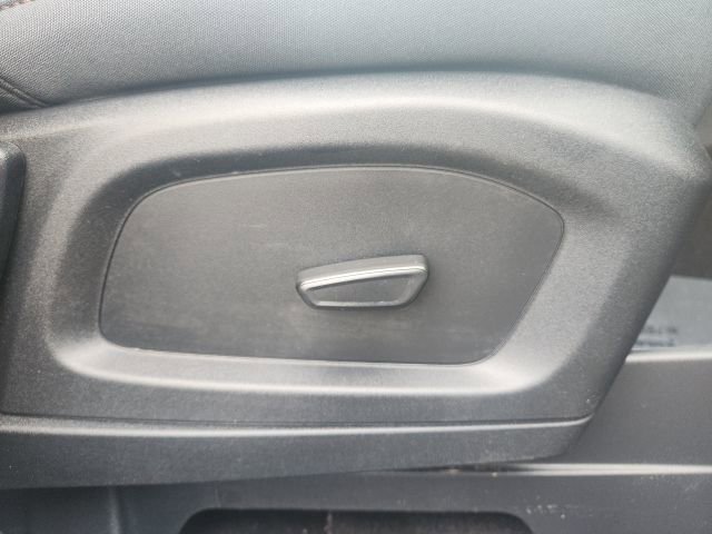 Used 2025 Ford Explorer Active image 12