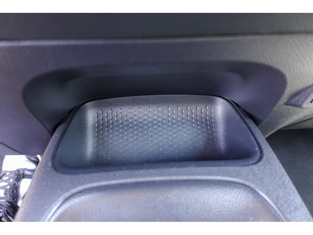 Used 2025 Toyota Corolla LE FWD image 24