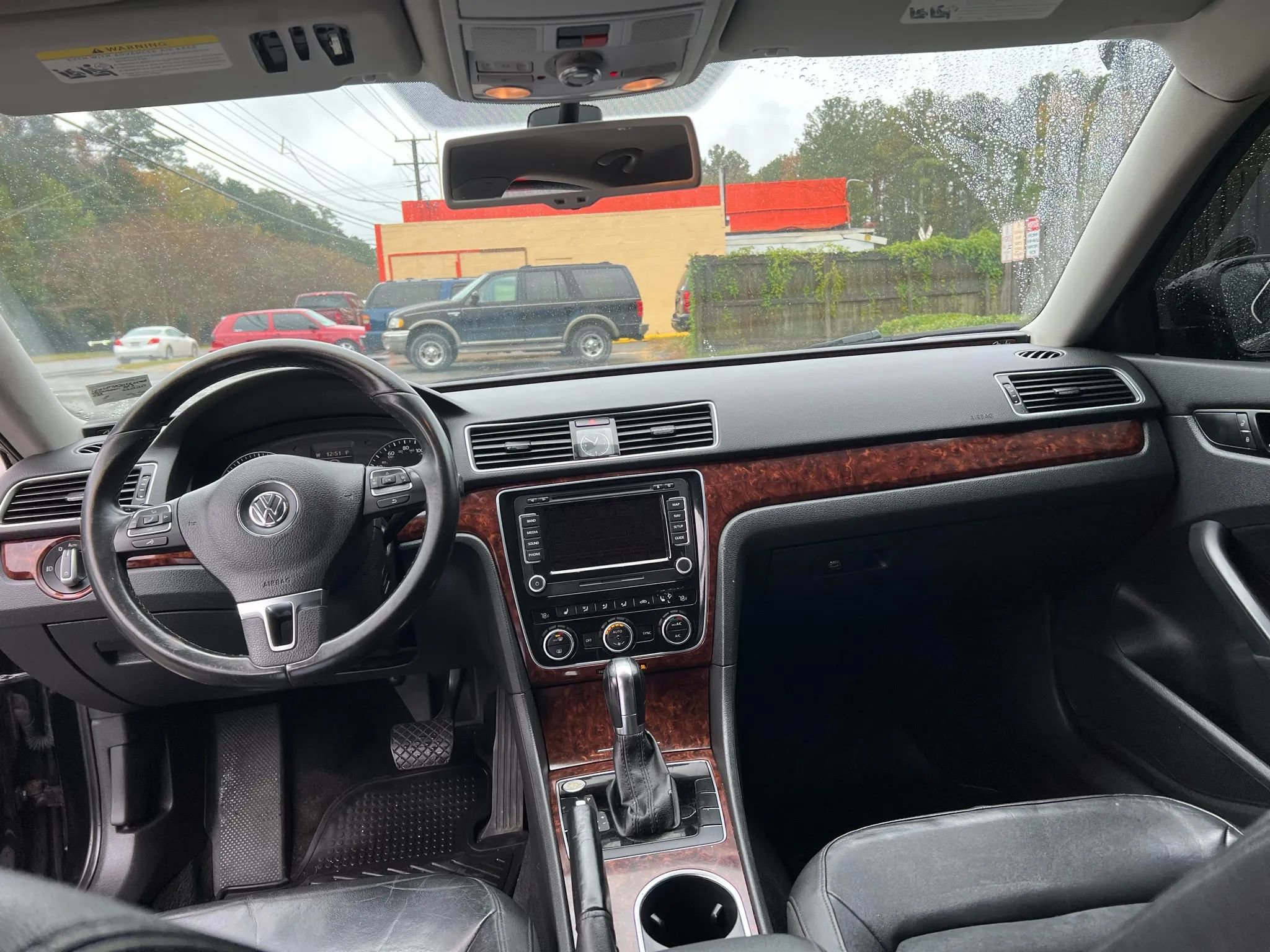 Used 2013 Volkswagen Passat 2.5 SEL Premium image 18