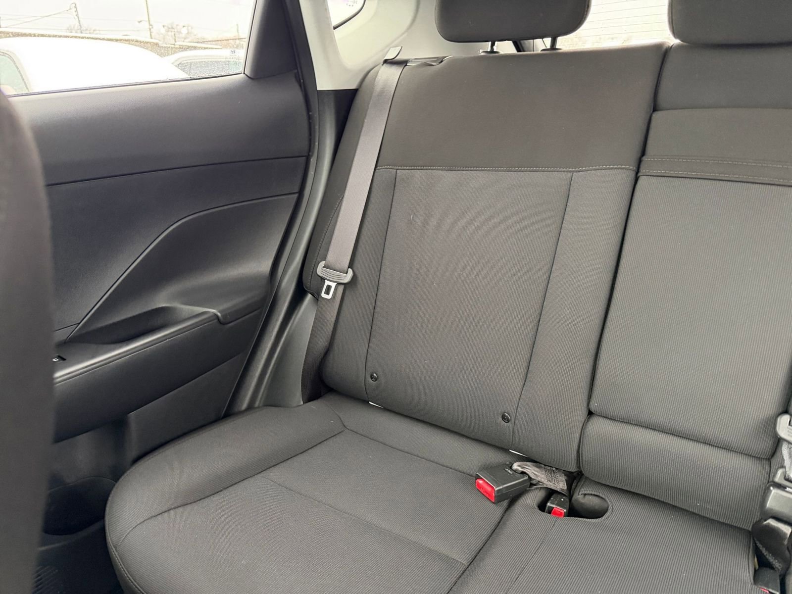 Used 2025 Hyundai Kona SEL image 39