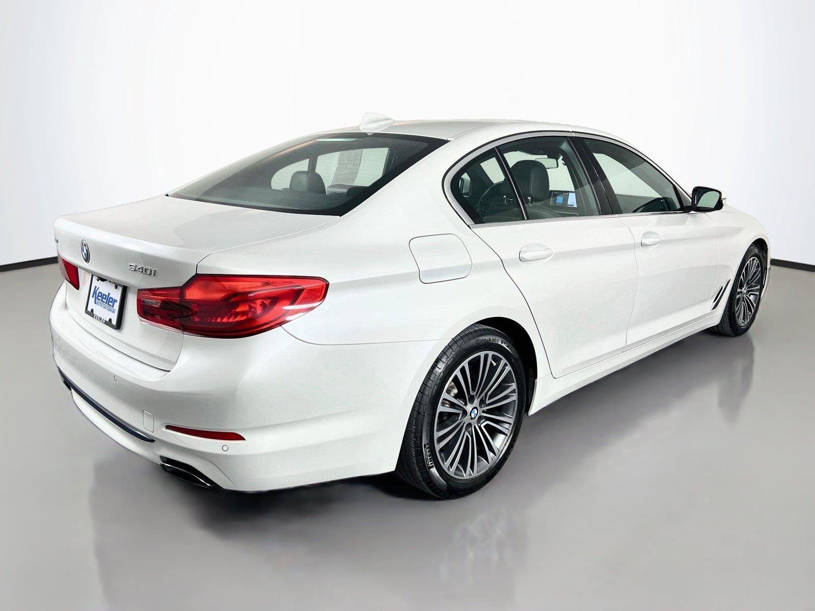 Used 2019 BMW 540i xDrive AWD/4WD image 6