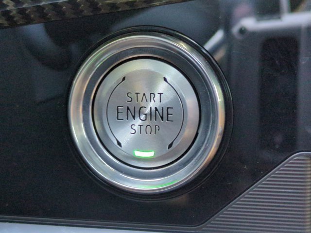 Used 2021 Chevrolet Corvette Stingray Preferred Cpe w/ Engine Appearance Package image 26