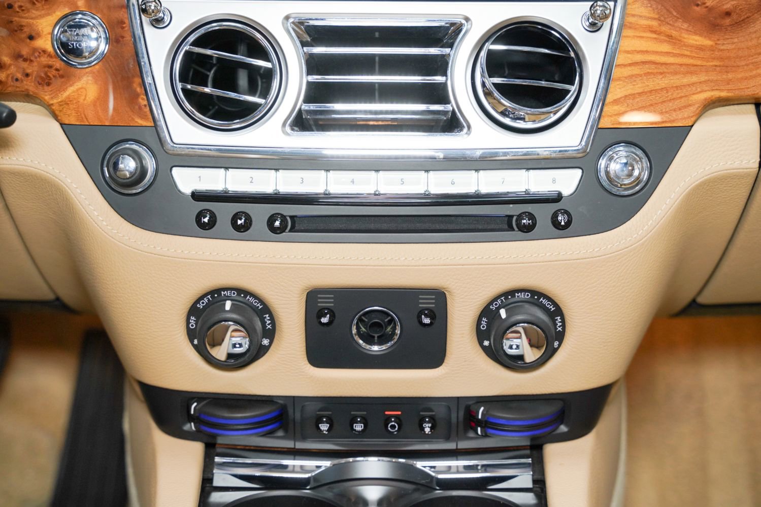 Used 2011 Rolls-Royce Ghost RWD image 45