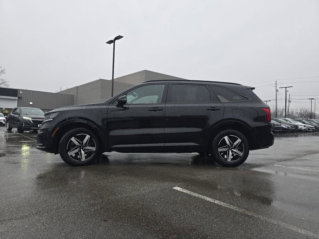 Used 2022 Kia Sorento S image 12