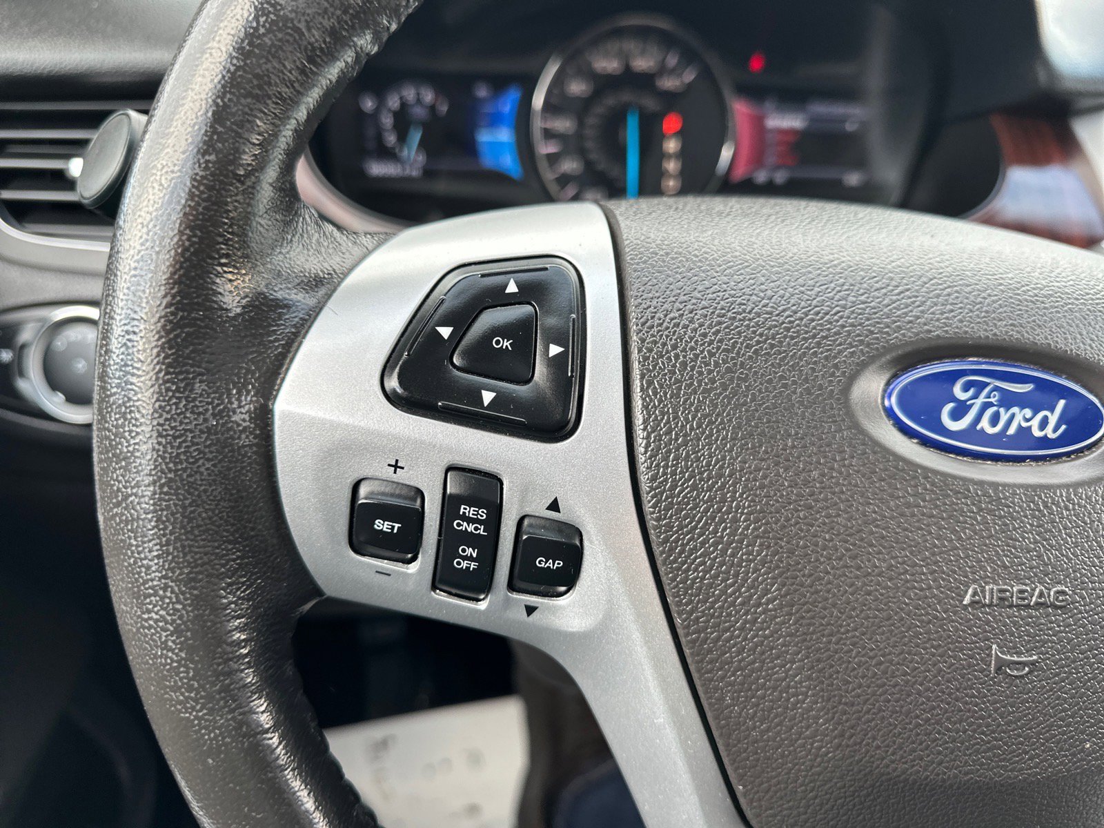 Used 2013 Ford Edge Limited image 27