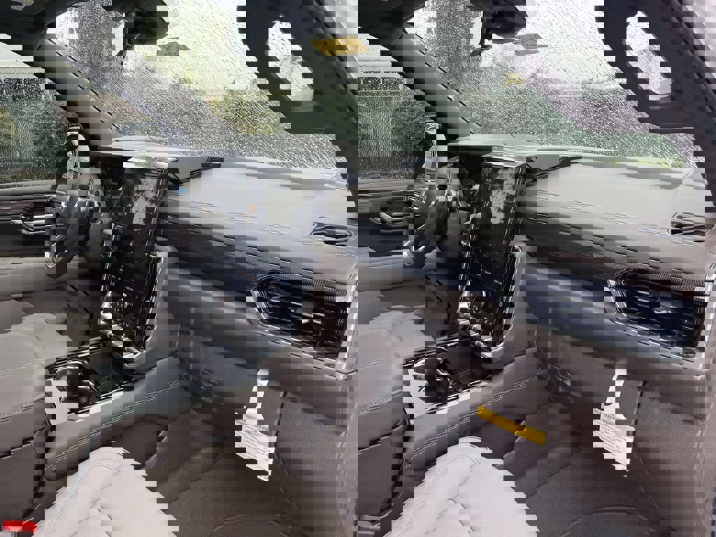 New 2026 GMC Yukon XL Elevation w/ Elevation Premium Package image 30