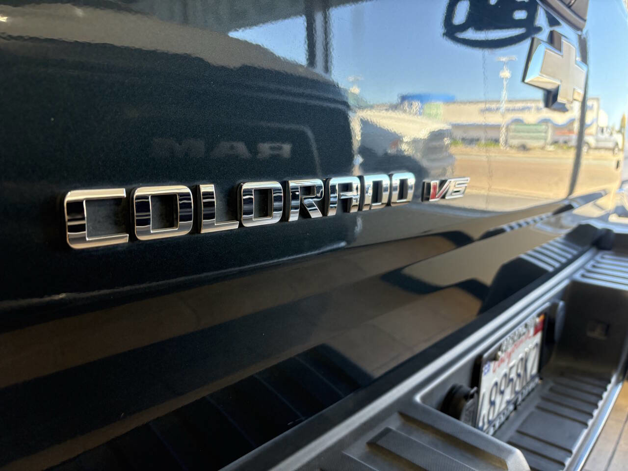 Used 2018 Chevrolet Colorado LT w/ LT Convenience Package image 6