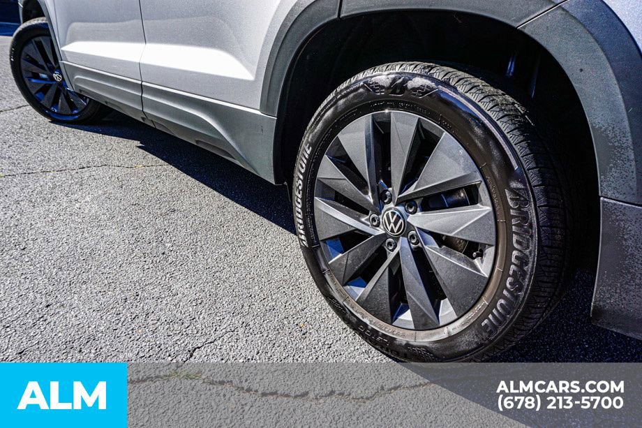 Used 2024 Volkswagen Taos S image 16