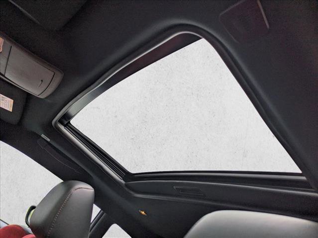 Used 2022 Dodge Challenger R/T Scat Pack w/ Shaker Package image 15