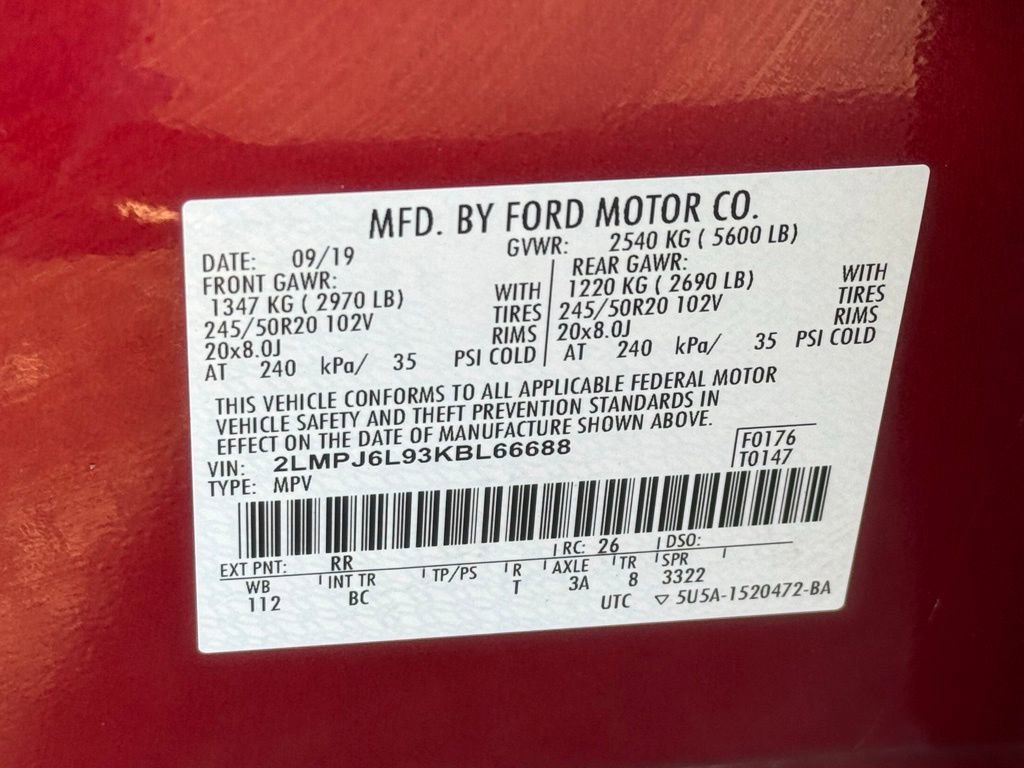 Used 2019 Lincoln Nautilus Reserve image 46