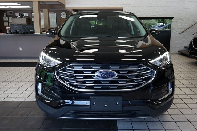 Used 2022 Ford Edge Titanium image 17