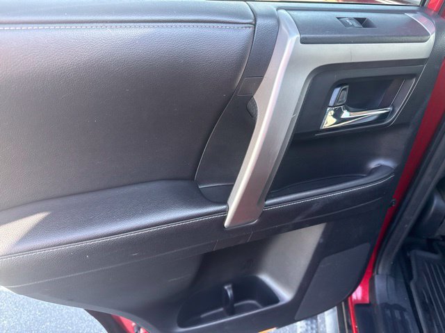 Used 2018 Toyota 4Runner SR5 Premium RWD image 24