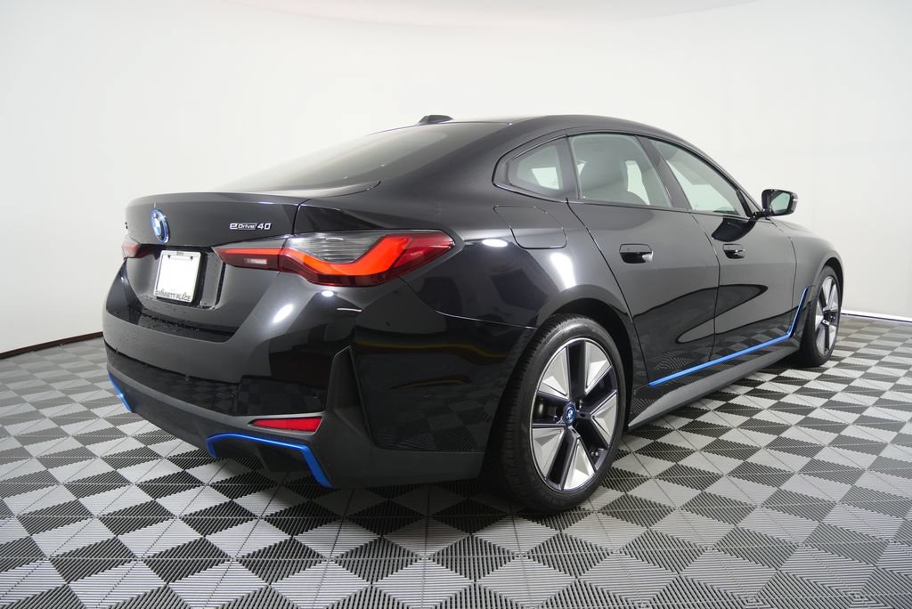 Used 2023 BMW i4 eDrive40 w/ Premium Package RWD image 3