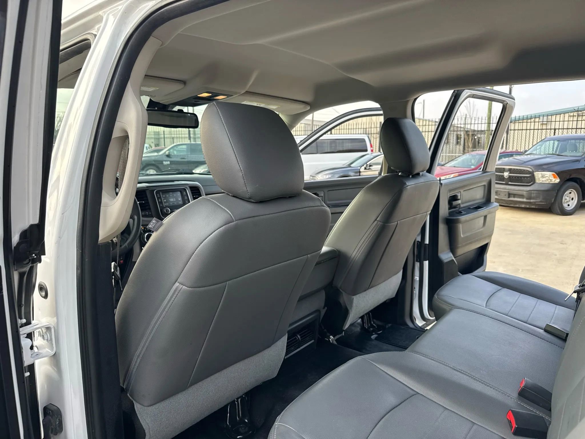 Used 2016 RAM 1500 Tradesman RWD image 31