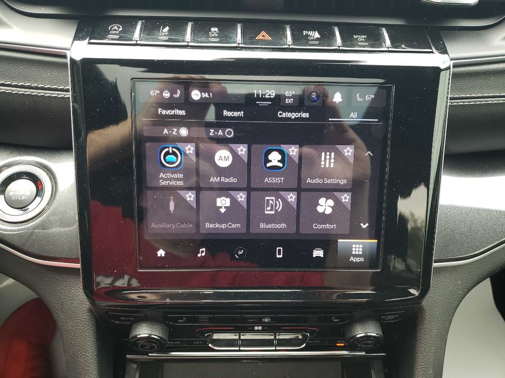 Used 2023 Jeep Grand Cherokee Altitude AWD/4WD image 14