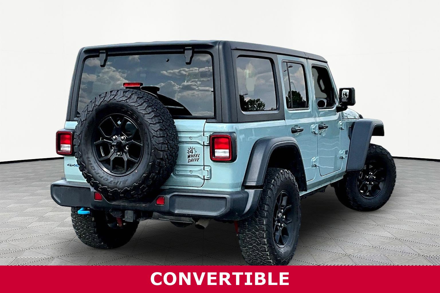 Used 2024 Jeep Wrangler Willys AWD/4WD image 6