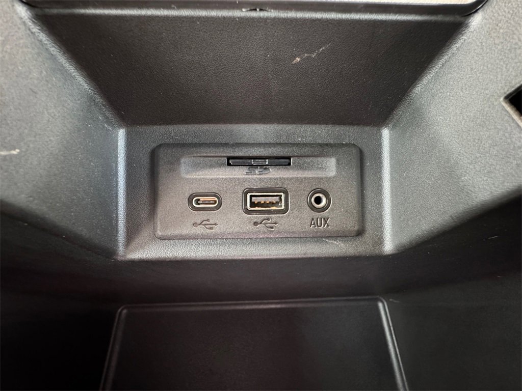 Used 2020 GMC Sierra 1500 AT4 w/ AT4 Premium Package image 31