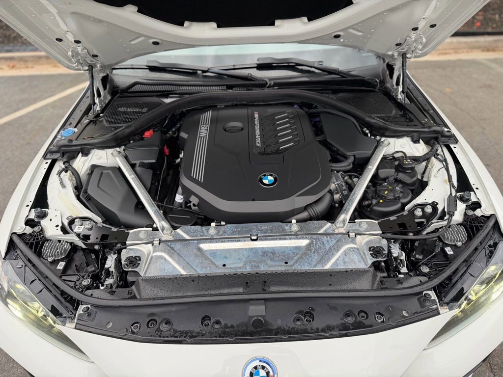Used 2023 BMW M440i M440i w/ Premium Package image 5