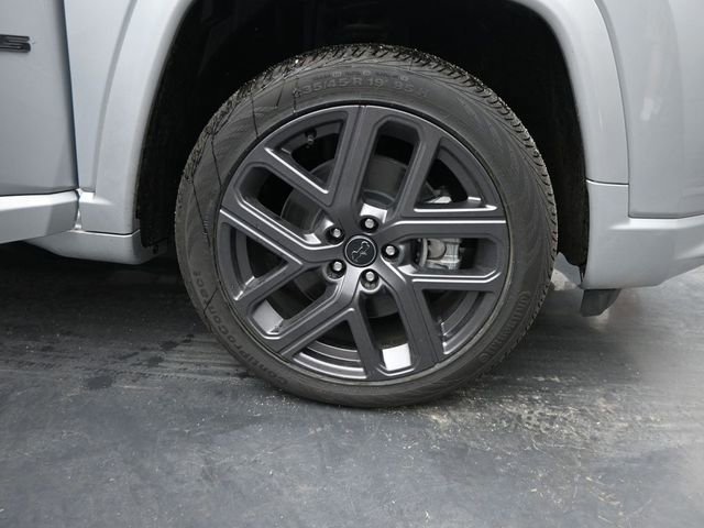 New 2025 Jeep Compass Limited w/ High Altitude Package image 40