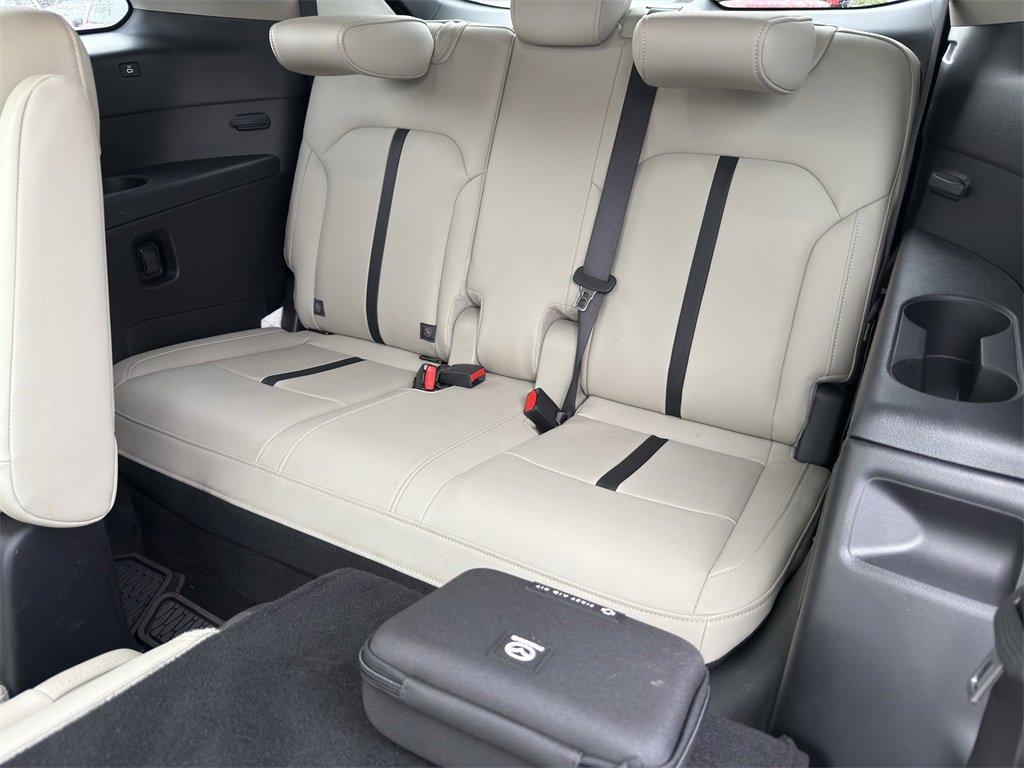 Used 2024 MAZDA CX-90 3.3 Turbo w/ Premium Package image 14