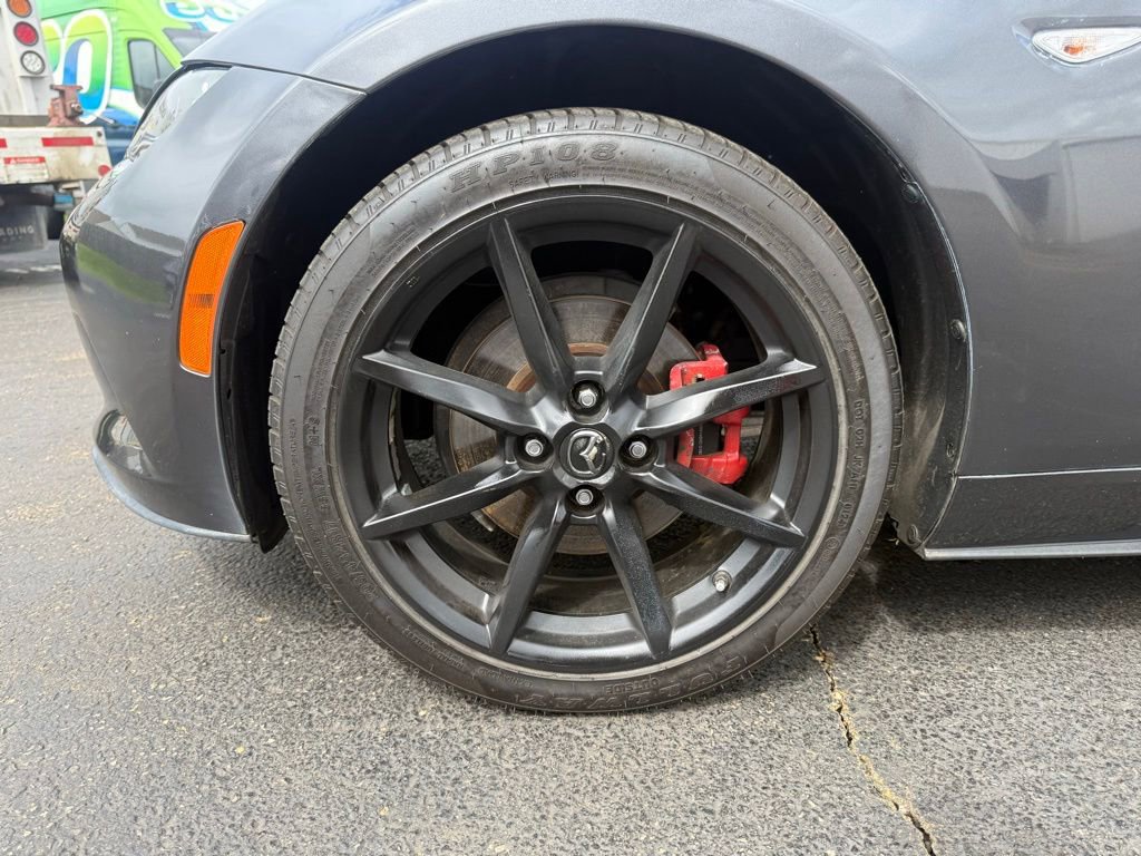 Used 2019 MAZDA MX-5 Miata RF Grand Touring RWD image 20