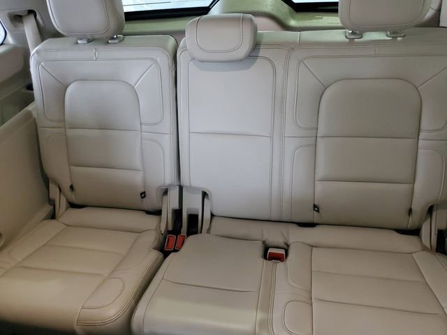 Used 2021 Lincoln Navigator Reserve w/ Luxury Package image 24