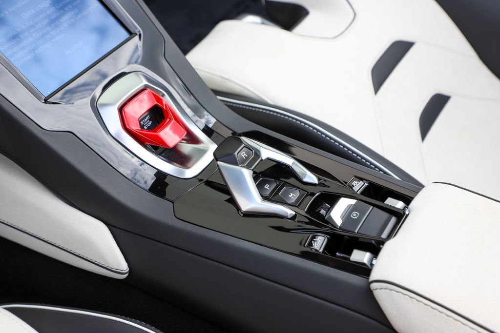 Used 2024 Lamborghini Huracan EVO AWD/4WD image 58
