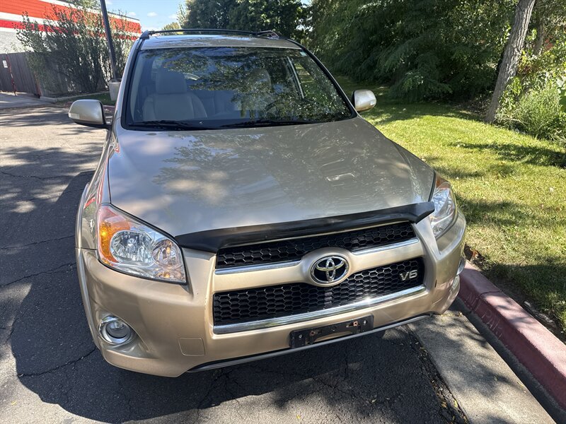 Used 2010 Toyota RAV4 Limited AWD/4WD image 12