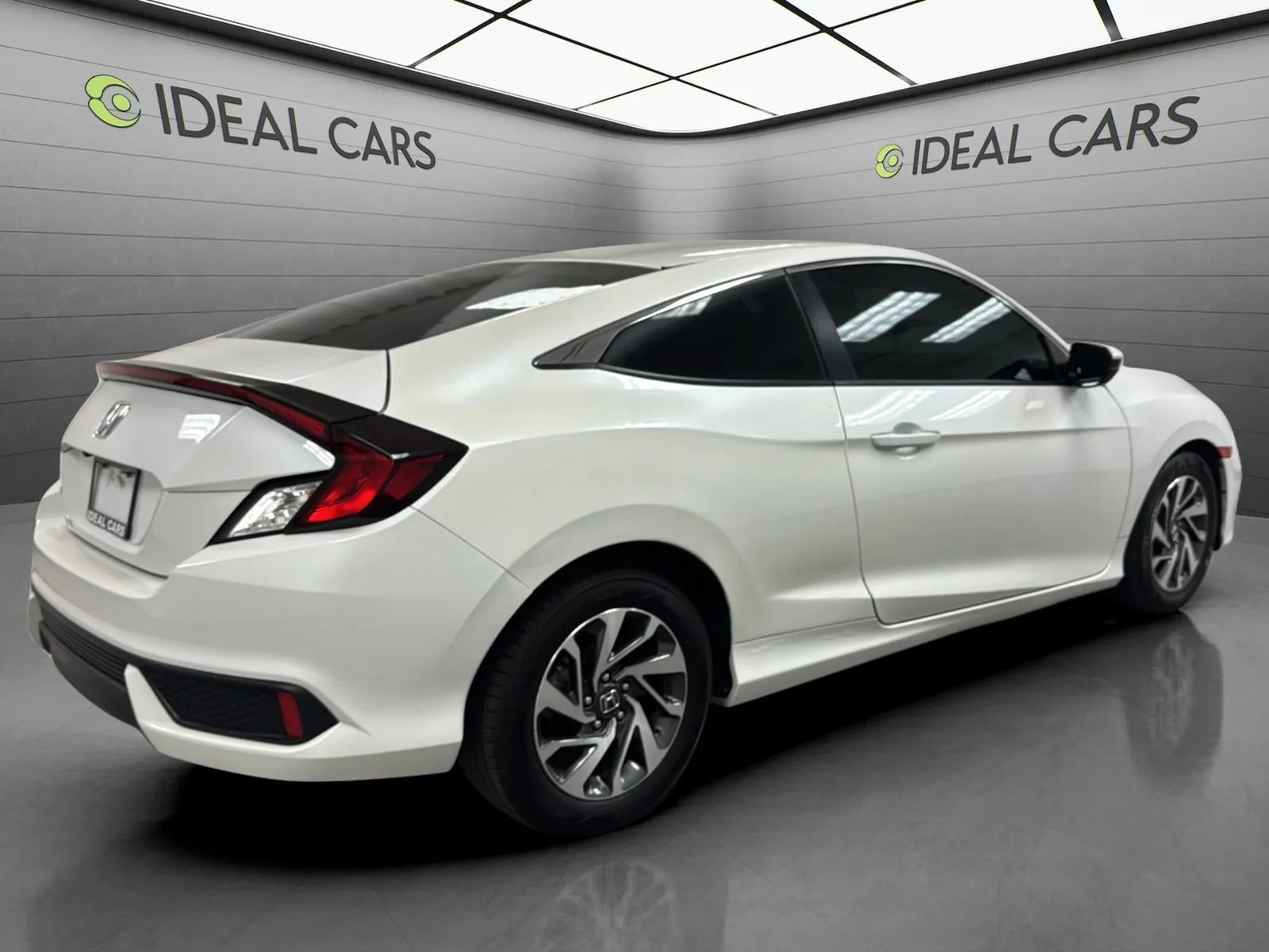 Used 2019 Honda Civic LX image 3