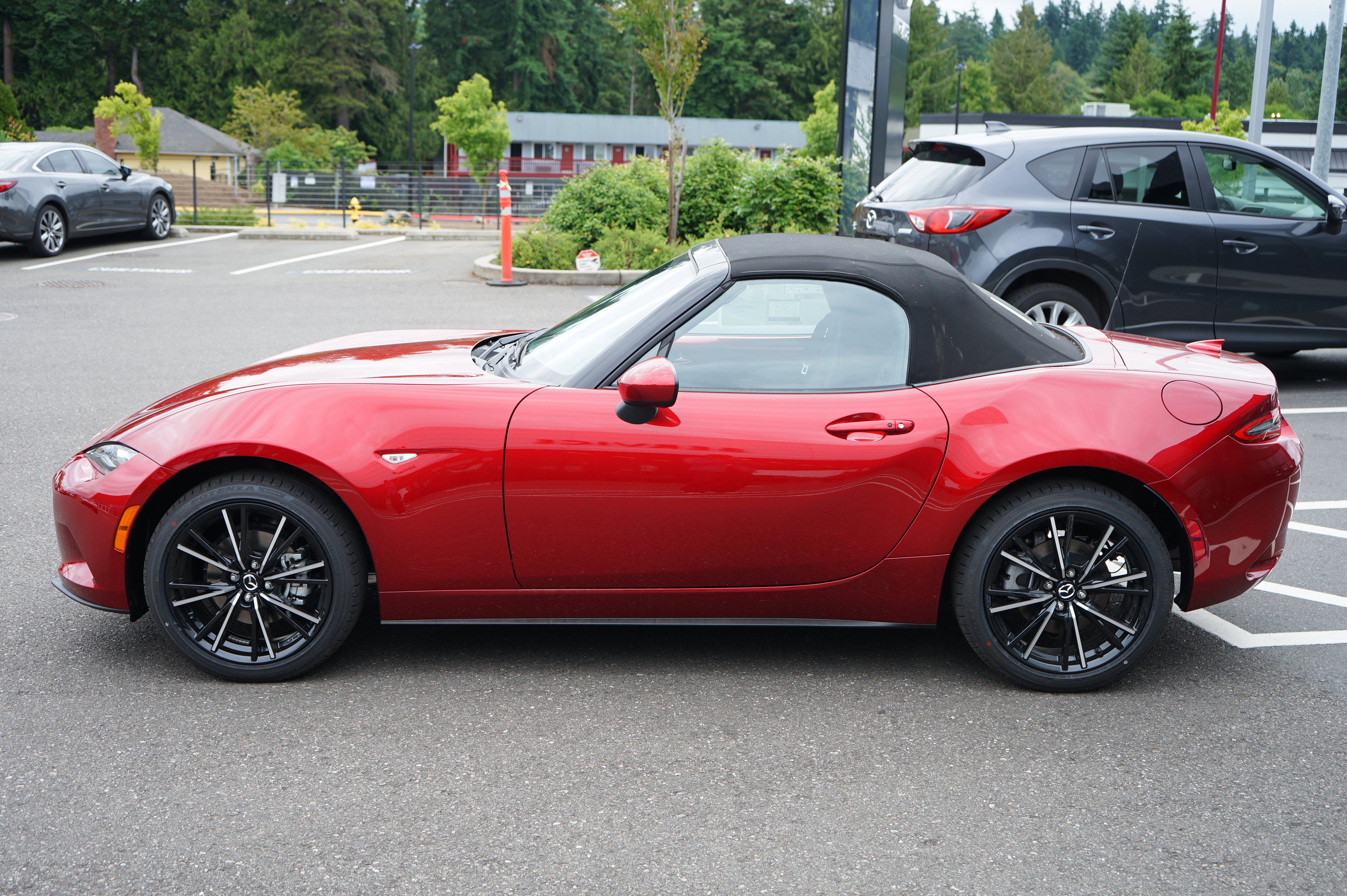 New 2025 MAZDA MX-5 Miata Grand Touring w/ Weather Package image 5