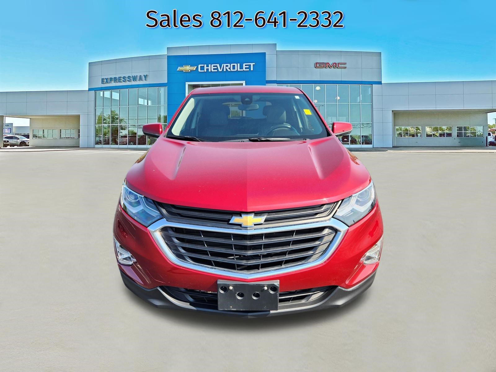 Used 2020 Chevrolet Equinox LT w/ Driver Convenience Package FWD image 2