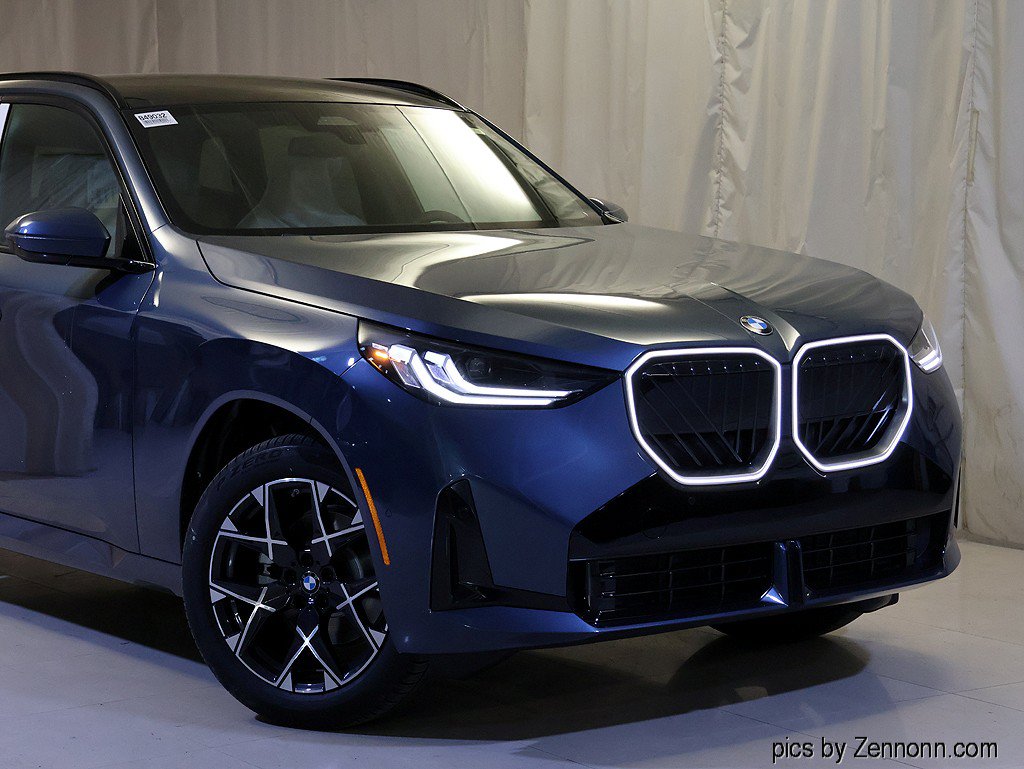 New 2026 BMW X3 xDrive30i w/ M Sport Package AWD/4WD image 2