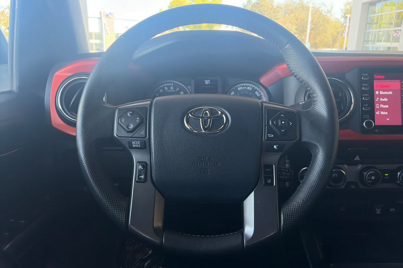 Used 2020 Toyota Tacoma TRD Sport AWD/4WD image 23