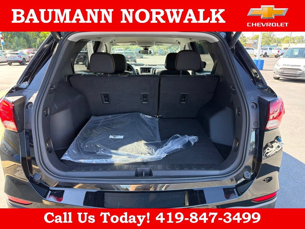 Used 2023 Chevrolet Equinox LT FWD image 43