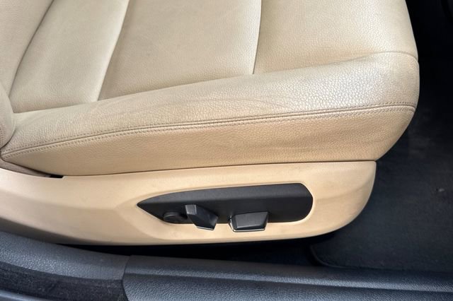 Used 2016 BMW 535i Sedan RWD image 23