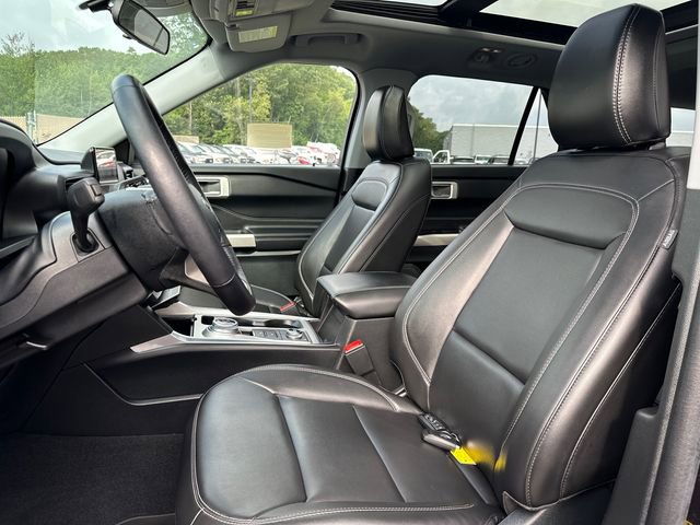 Used 2023 Ford Explorer XLT w/ Equipment Group 202A image 38