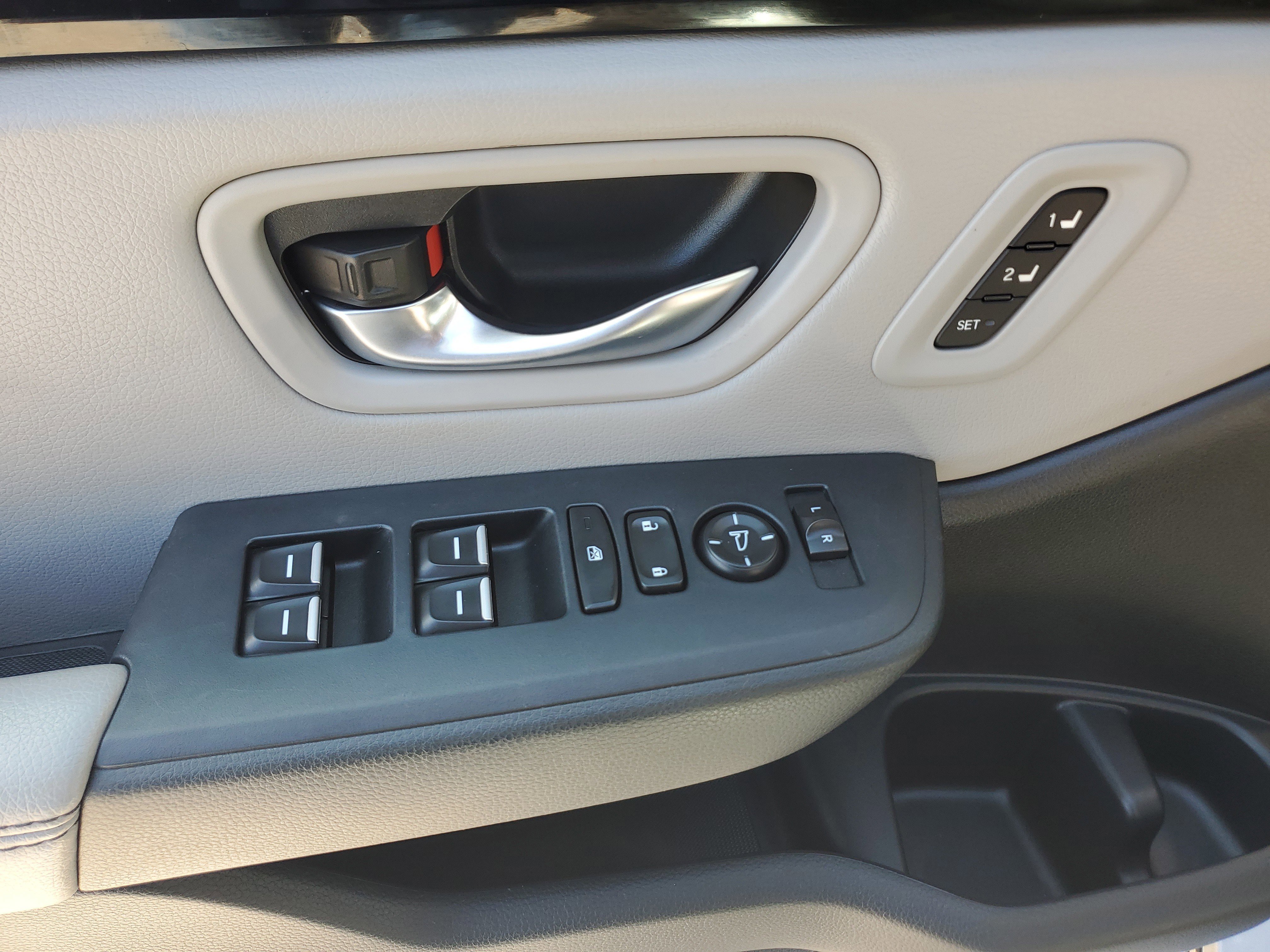 Used 2024 Honda Pilot EX-L image 29