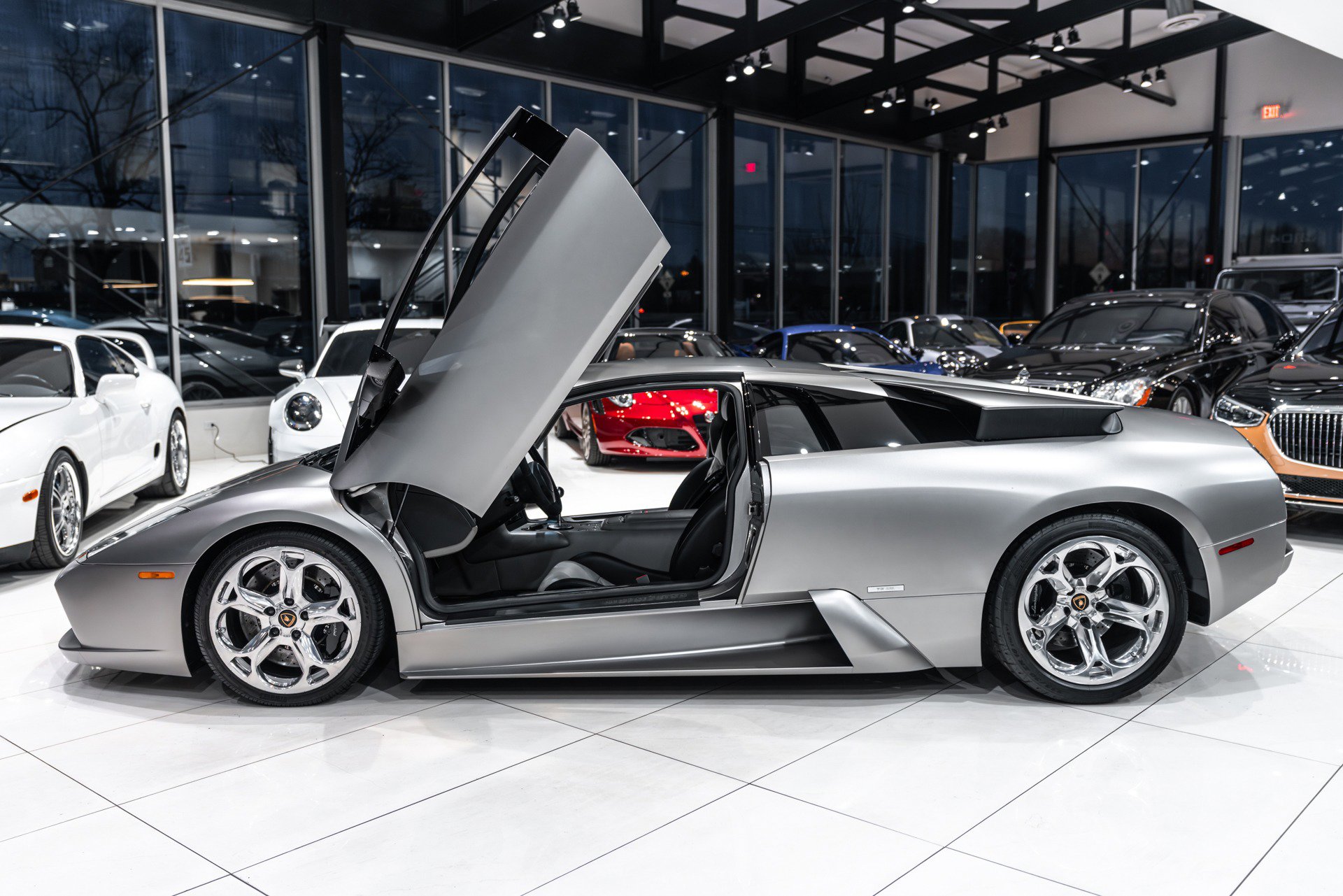 Used 2005 Lamborghini Murcielago Coupe image 32