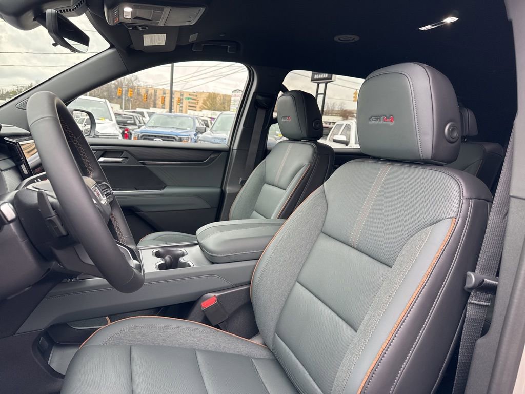 New 2026 GMC Acadia AT4 w/ Luxury Package image 19