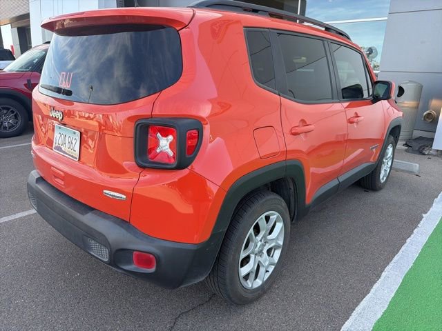 Used 2018 Jeep Renegade Latitude w/ Popular Equipment Group AWD/4WD image 4