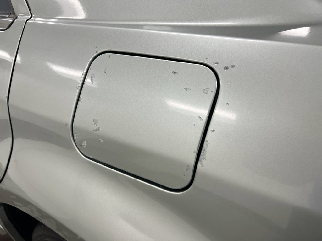 Used 2005 Chrysler 300 Touring RWD image 33