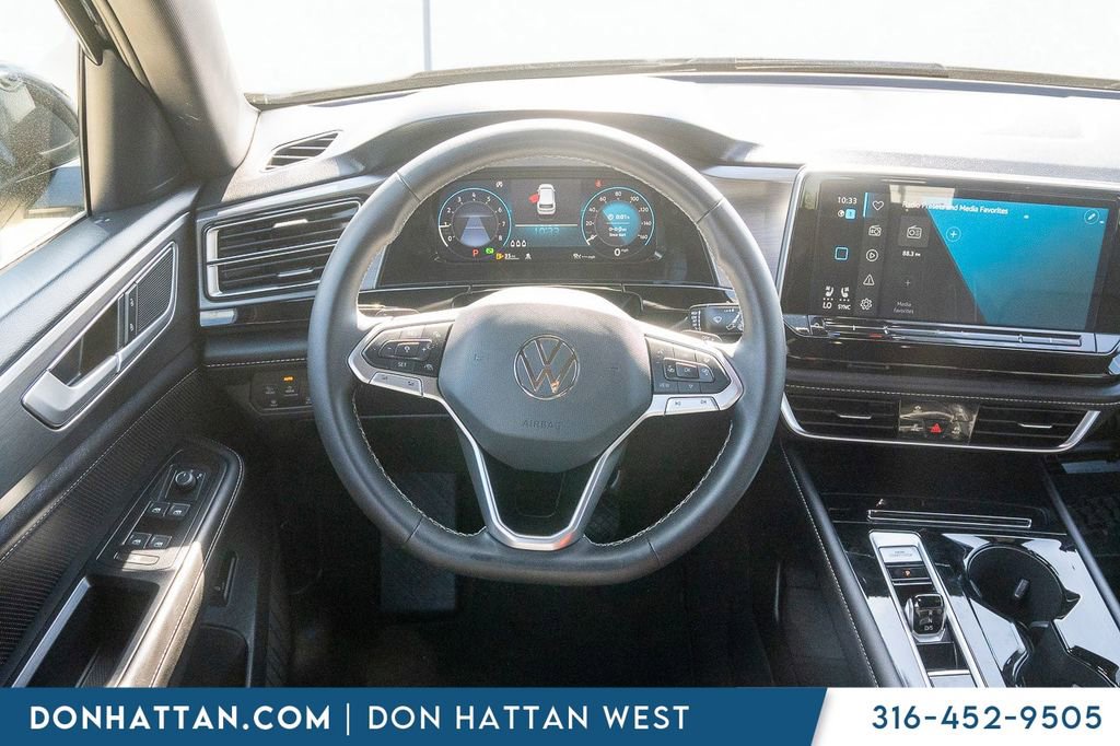 Used 2024 Volkswagen Atlas Cross Sport SE FWD image 5