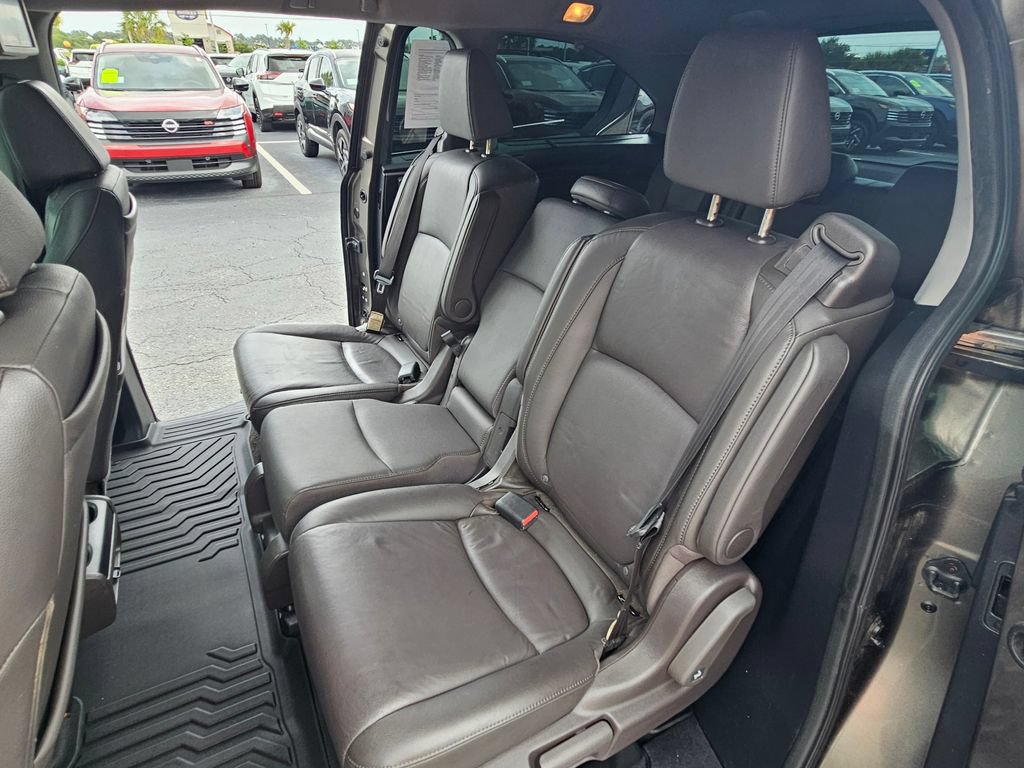 Used 2019 Honda Odyssey Elite image 16