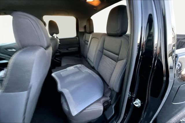 Used 2023 Nissan Frontier SV image 16