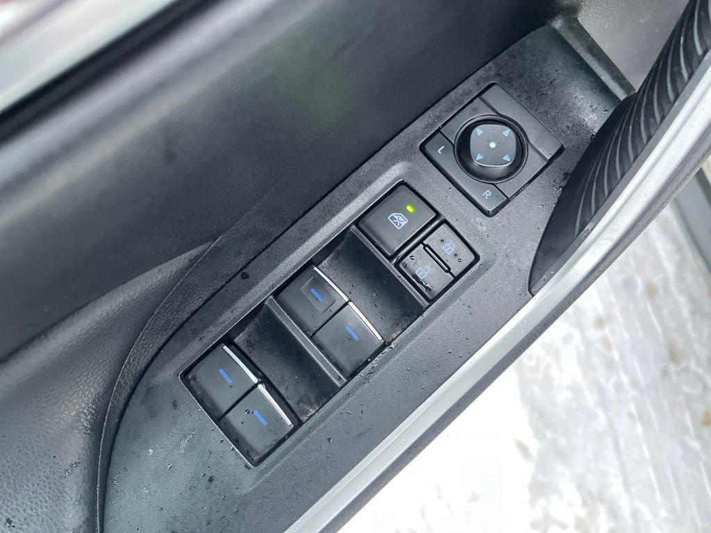 Used 2022 Toyota RAV4 XLE image 11
